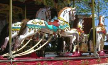 Puzzle 1243 - Carrousel