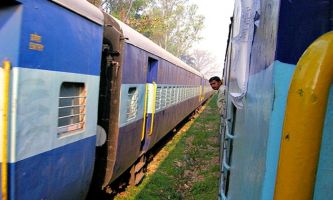 Puzzle Entre deux trains