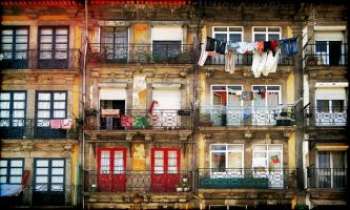 Puzzle 2920 - Linge aux fenêtres
