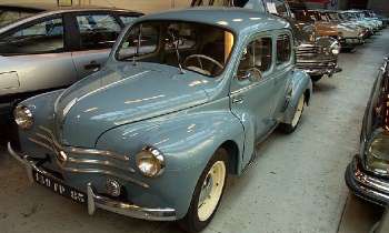 Puzzle 3440 - Renault 4 CV