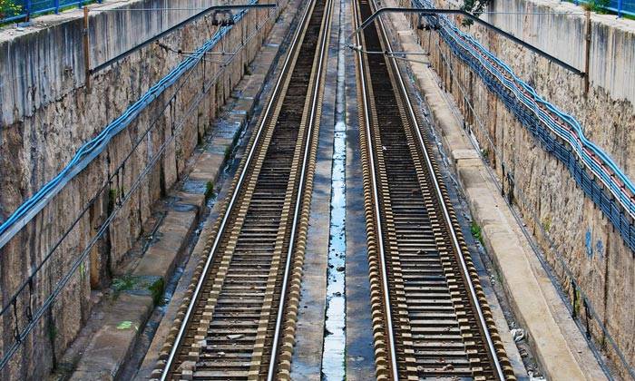 Puzzle rails