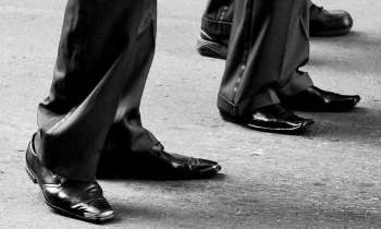 Puzzle 4817 - Souliers noirs