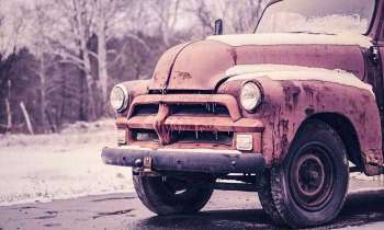 Puzzle 4421 - vieille camionette rouillée