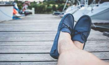 Puzzle 4781 - Sieste sur le ponton