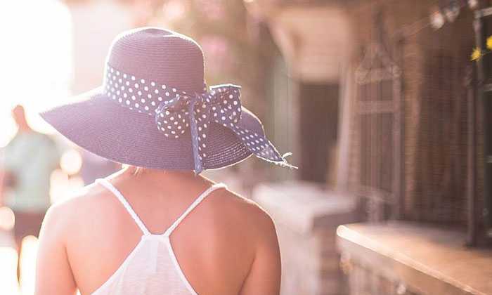 Puzzle Femme au chapeau