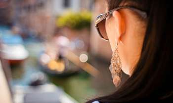 Puzzle 3895 - Boucle d'oreille