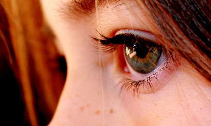 Puzzle Regard d'une femme