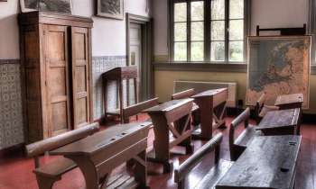 Puzzle 3881 - Salle de classe à l'ancienne