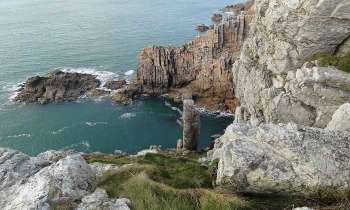 Puzzle 4440 - Falaise en bord de mer