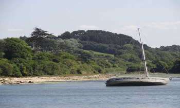 Puzzle 4585 - Petit voilier en Bretagne