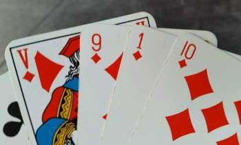 Puzzle 4404 - Jeu de carte