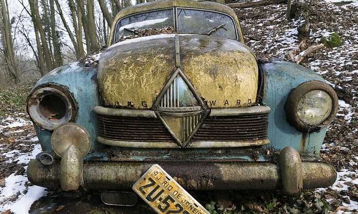 Puzzle Vieille voiture rouillée