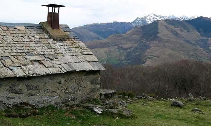 Puzzle Eglise en montagne