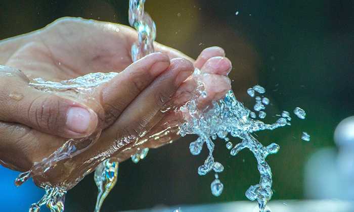 Puzzle Source coule dans les mains
