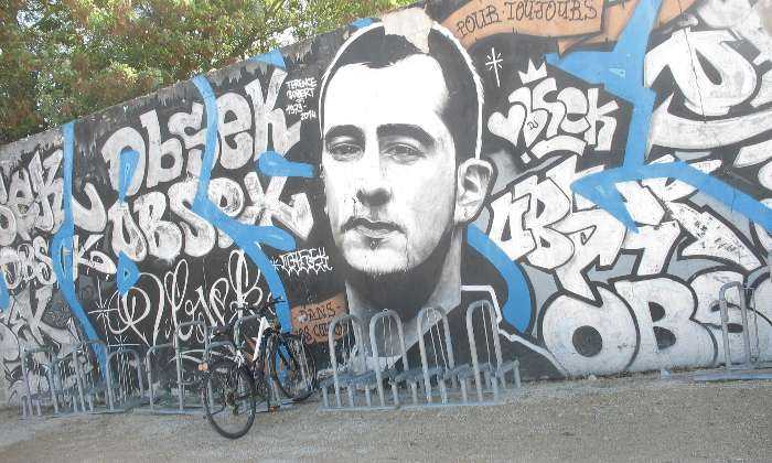 Puzzle Tag sur un mur