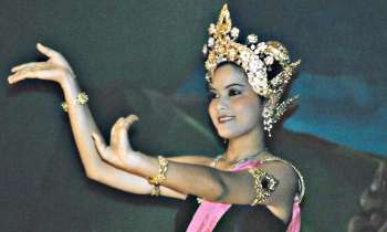 Puzzle 13703 - Jeune danseuse Thaï