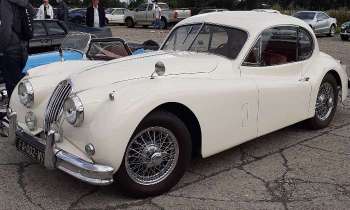 Puzzle 5977 - Vieille Jaguar