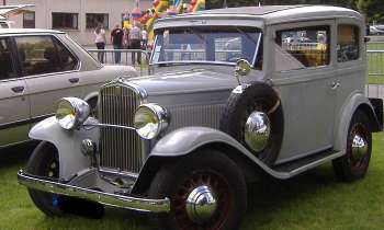 Puzzle 13940 - voiture ancienne