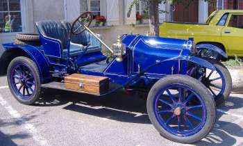 Puzzle 6444 - expo voitures anciennes