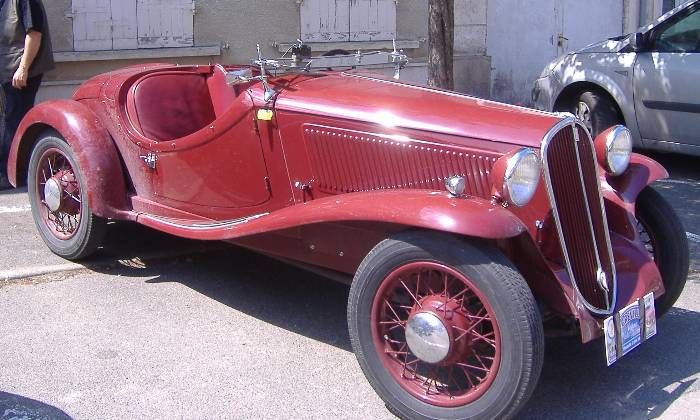 Puzzle expo voitures anciennes