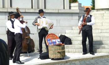 Puzzle 6900 - petit orchestre de rue