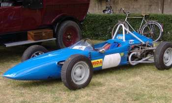 Puzzle 6217 - expo voitures anciennes