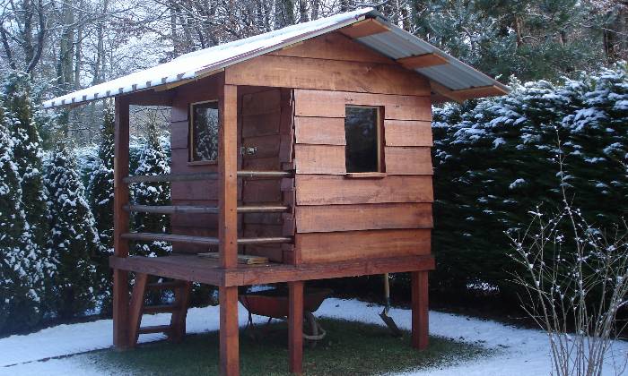 Puzzle cabane sous la neige
