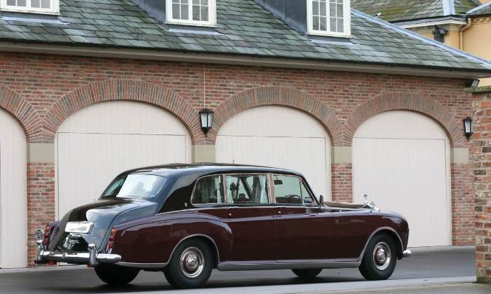 Puzzle ROLLS ROYCE PHANTHOM VI