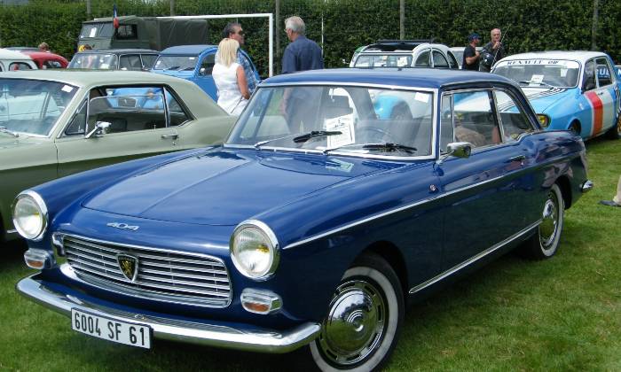 Puzzle 404 PEUGEOT COUPE