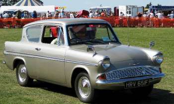 Puzzle 12735 - 196 FORD ANGLIA 105E