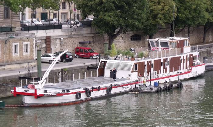 Puzzle péniche pompiers de Paris