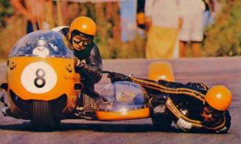 Puzzle 6862 - side car de course