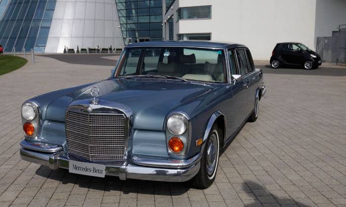 Puzzle Mercedes 600