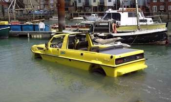 Puzzle 8840 - VOITURE AMPHIBIE
