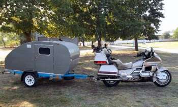 Puzzle 7441 - 1500 GOLDWING ET CARAVANE