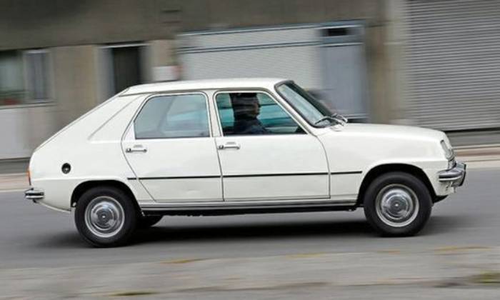 Puzzle RENAULT 5 HATCHBACK