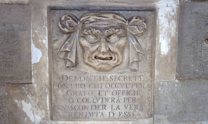 Puzzle boîte-aux-lettres