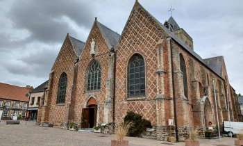 Puzzle 8260 - Eglise d' Esquelbecq