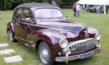 Puzzle 11245 - 1949 PEUGEOT 203 12 L