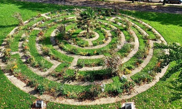 Puzzle jardin labyrinthe