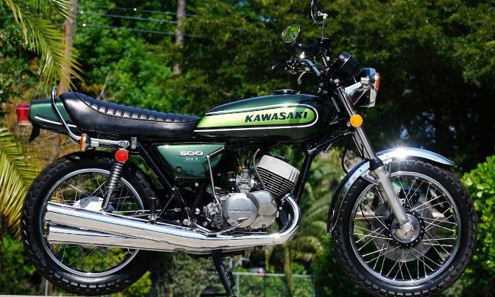 Puzzle 1973 KAWAZAKI 500 H1