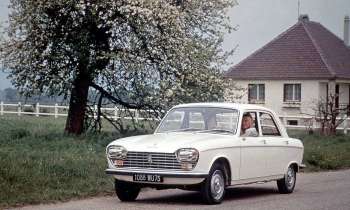 Puzzle 7667 - 1966 1976 PEUGEOT 204