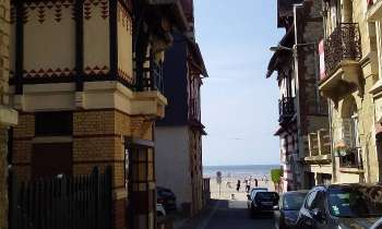 Puzzle 9810 - Trouville sur Mer