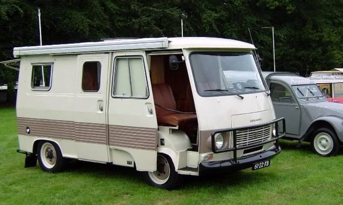 Puzzle PEUGEOT J7 CAMPING CAR