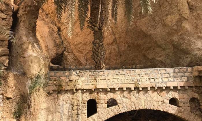 Puzzle pont en pierre
