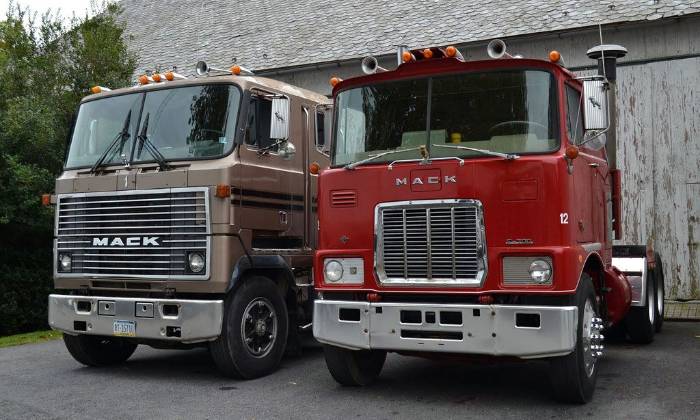 Puzzle MACK MH613 et F700