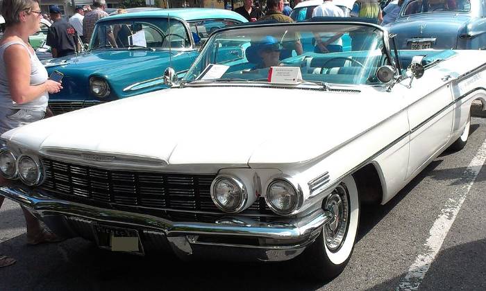 Puzzle Oldsmobile 1960 - Véhicules & Transports - Absolu Puzzle