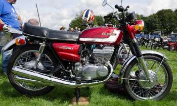 Puzzle 8987 - 1972 SUZUKI GT380