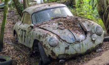 Puzzle 8436 - EPAVE PORSCHE