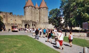 Puzzle 7600 - entrée cité de CARCASSONNE
